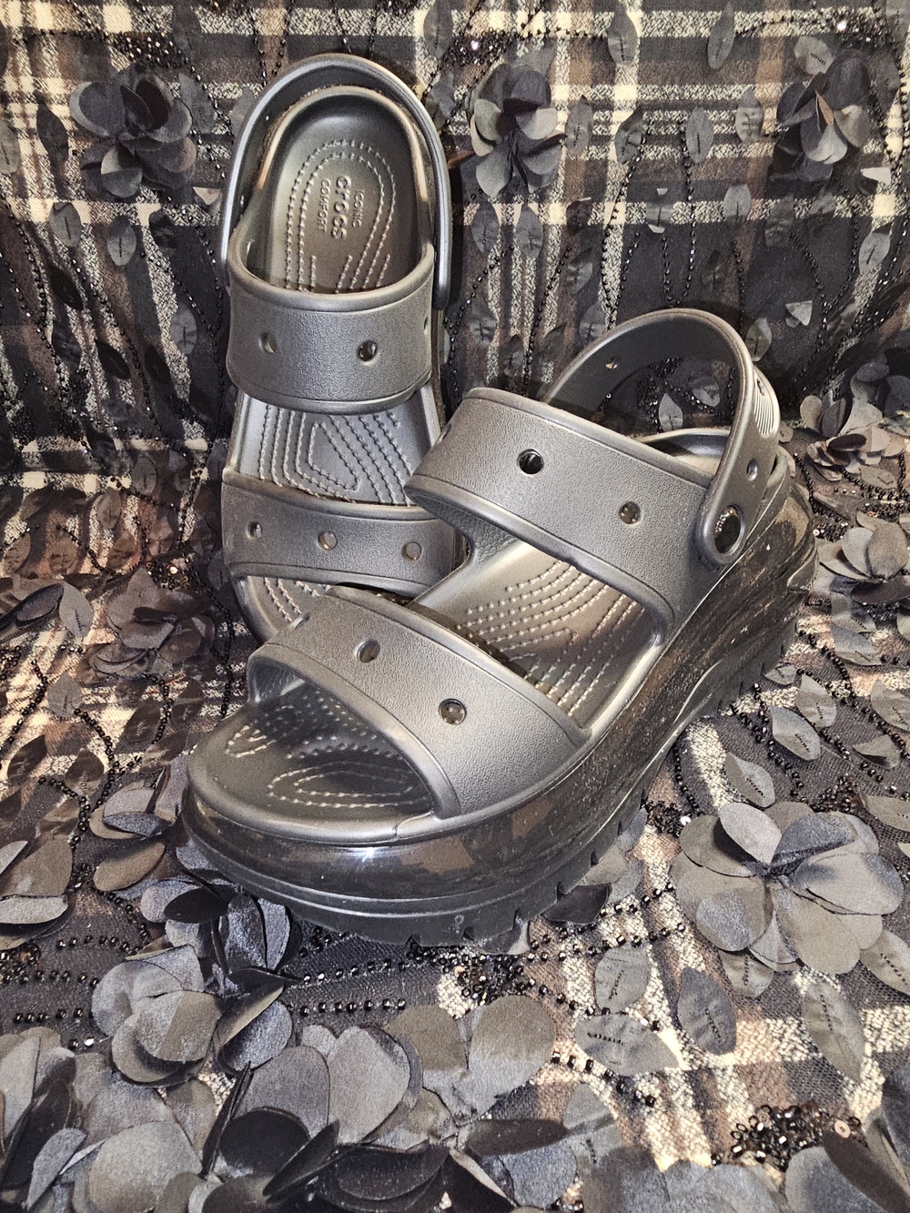 CROCS Black Platform Sandals - Picture 3 of 4